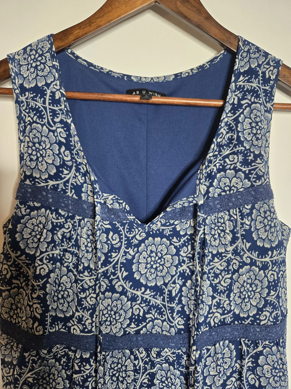 AS U WISH✨ Sleeveless Navy Blue Tiered Floral Airy V-Neck Boho Dress Size Small